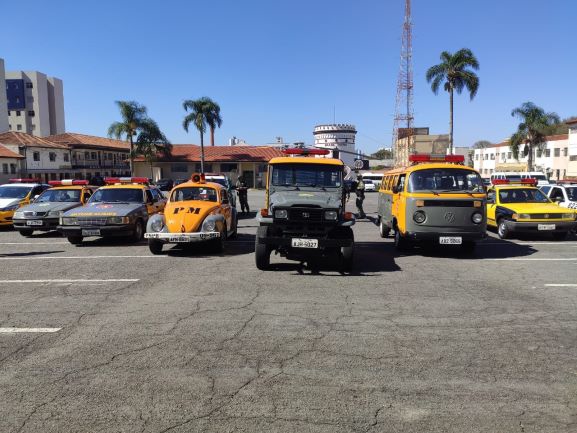 Curitiba, 29 de agosto de 2020. Desfile de viaturas. - Fotos: Soldados Ismael Ponchio e Adilson Voinaski Afonso