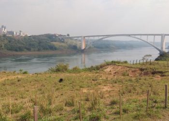Ponte da Amizade com Ciudad del Este à esquerda. Foto: Não Viu?
