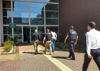 Caseiro da chácara do prefeito é preso por posse ilegal de armas/Foto: Eli Silva/Rádio Cultura