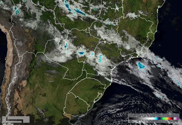 Foto de satélite divulgada pelo Simepar nesta segunda (21)