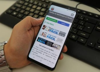 Polícia Civil lança 2ª Via Fácil com atualização remota da foto do RG. Foto: Geraldo Bubniak/AEN