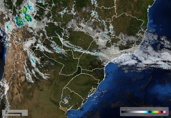 Foto de satélite divulgada nesta sexta-feira (16) pelo Simepar