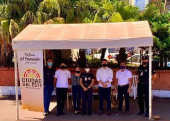 Posto de atendimento para atender compradores. Foto: jornal La Clave