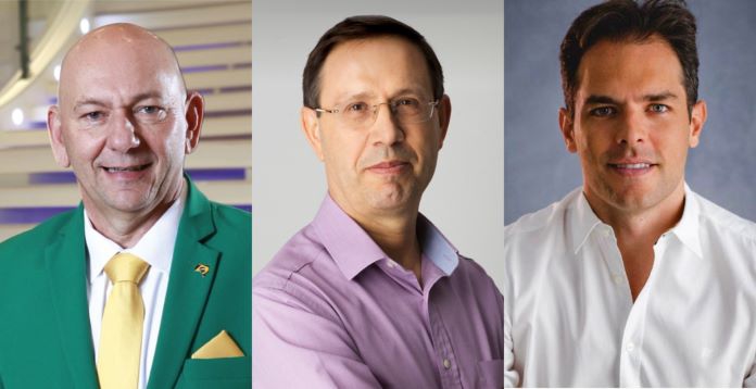 Da esquerda para a direita, Luciano Hang, Carlos Wizard e Emanuel Catori. Foto: Agência BP2