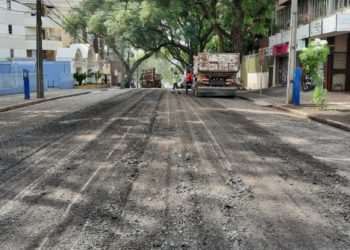 Obra de fresagem no centro da cidade. Foto: PMFI
