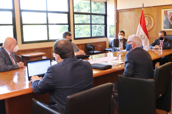 Reunião de empresários dos EUA com ministro do Paraguai. Foto: Agência IP/MIC