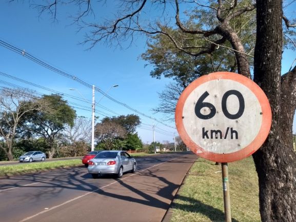 Itaipu promove melhorias na Av. Tancredo Neves, como ciclovia, pista de caminhada e um novo trevo de acesso à Furnas. Foto: Stela Guimarães/IB