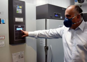 Freezer capaz de armazenar a vacina. Foto: Américo Antônio/SESA