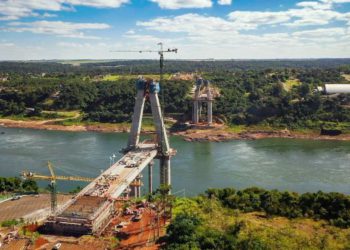 Ponte da Integração em construção. Foto: Alexandre Marchetti/IB