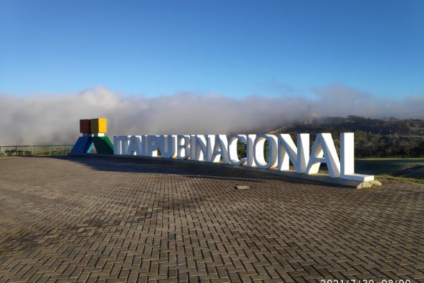 Mirante do vertedouro da usina de Itaipu. Foto: Adriana Kny Schossler/JIE