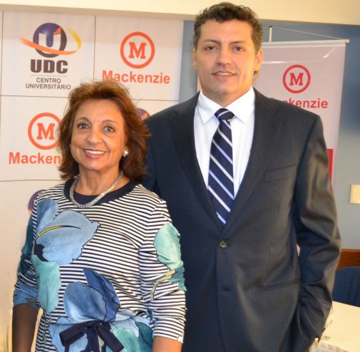 Reitora e Pró-reitor do Centro Universitário UDC: Profª. Rosicler Hauagge do Prado e Prof. Dr. Fábio Prado. Foto: divulgação