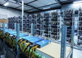 Fazenda de mineração de criptomoeda no Paraguai. Foto: jornal 5Días