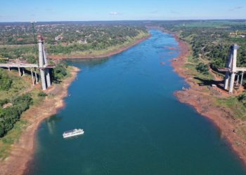 Ponte da Integração em construção. Foto: James Sampaio