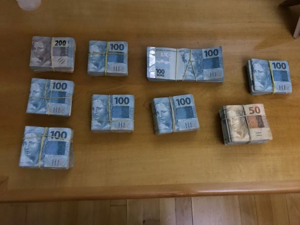 Foram apreendidos R$ 124 mil em espécie. Foto: PF/Divulgação