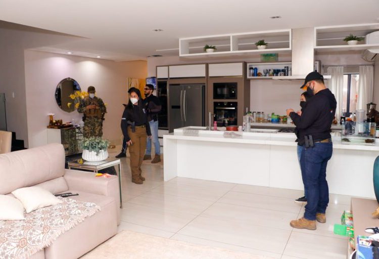 Operação em execução na manhã desta terça-feira (10). Foto: Senad