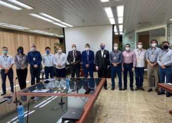 Participantes da reunião, após o fim dos trabalhos. Foto:Diretoria Técnica.