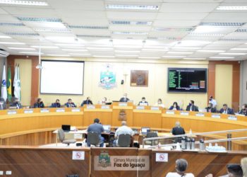 Plenário da Câmara de Vereadores de Foz. Foto: CMFI/Divulgação