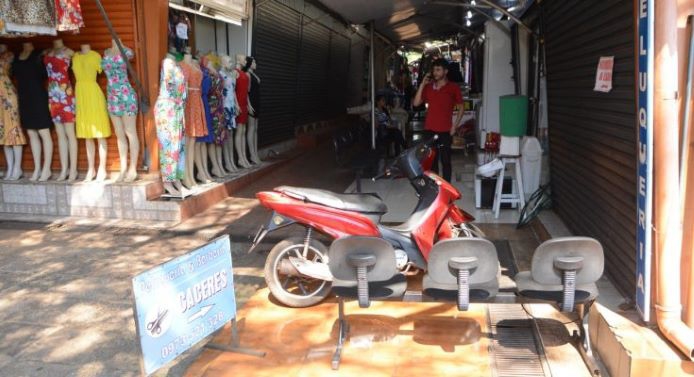 Calçadas obstruídas por ambulantes em Ciudad del Este. Foto: Prefeitura de Ciudad del Este/Divulgação