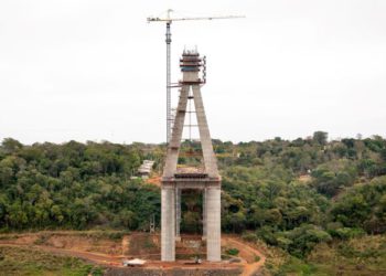 Construção da Ponte da Integração. Foto: Rubens Fraulini/IB