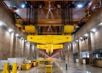 Dispositivo de 200 toneladas volta a ser utilizado, após sete anos. Fotos: Rubens Fraulini/Itaipu Binacional