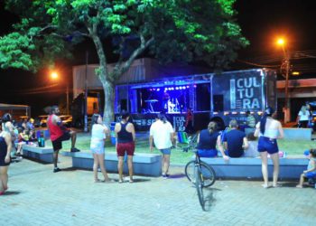 Carreta palco. Foto: PMFI/Divulgação