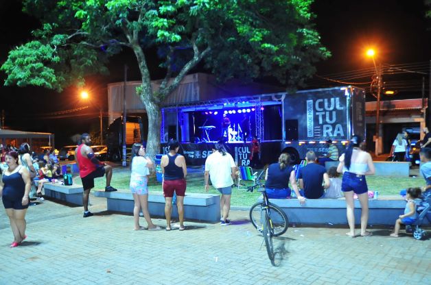 Carreta palco. Foto: PMFI/Divulgação