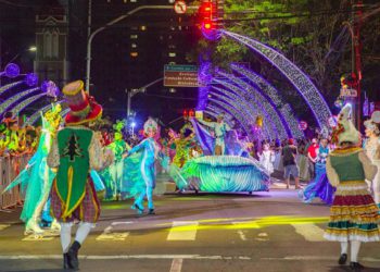 Desfile da Parada de Natal em Foz do Iguaçu. Foto de arquivo: Marcos Labanca/IB