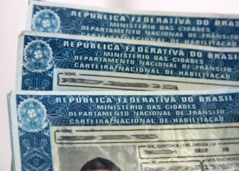Apenas 5% das Carteiras Nacionais de Habilitação devolvidas são retiradas nas Ciretrans.
Foto: Detran/PR