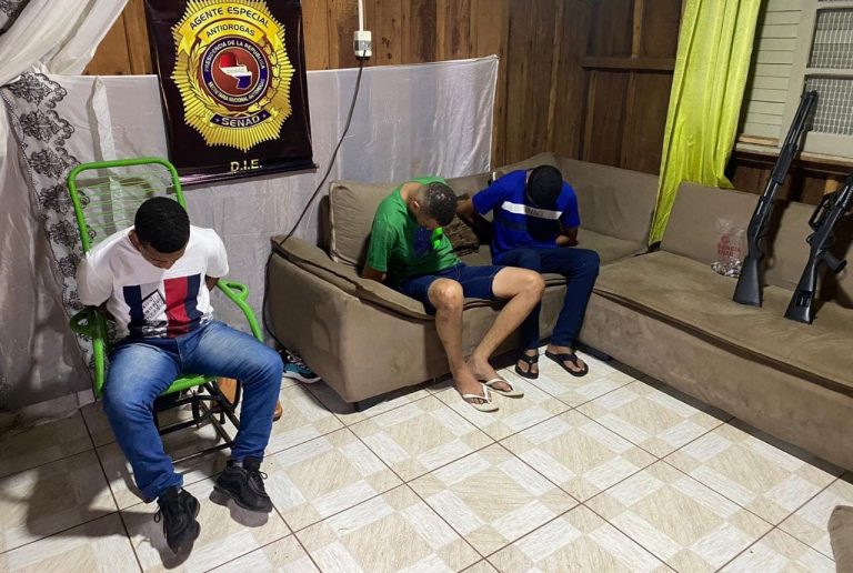 Presos pela Senad e PF ontem (18). Foto: Senad