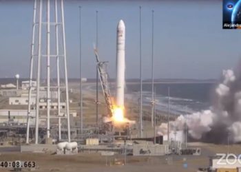 O satélite paraguaio-japonês Kitsune foi lançado neste sábado, 19 de fevereiro de 2022, aproximadamente às 14h39, na missão Cygnus NG-17. Foto: Paraguai TV