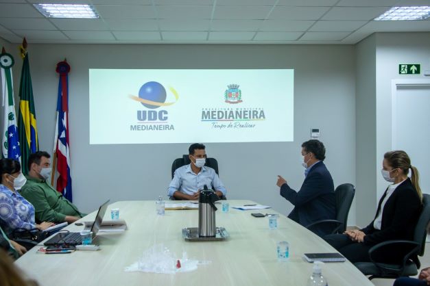 Solenidade de assinatura do Termo de Cooperação Técnica. Foto: Prefeitura de Medianeira