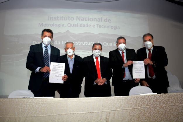 A UDC e o Prof. Dr. Fábio Prado têm desenvolvido diversas ações em conjunto com a ABNT e Inmetro. Foto: UDC