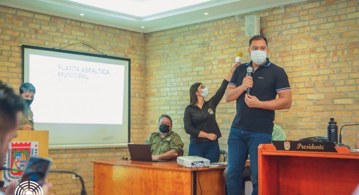 Prefeito Miguel Pietro. Foto: Prefeitura de CDE