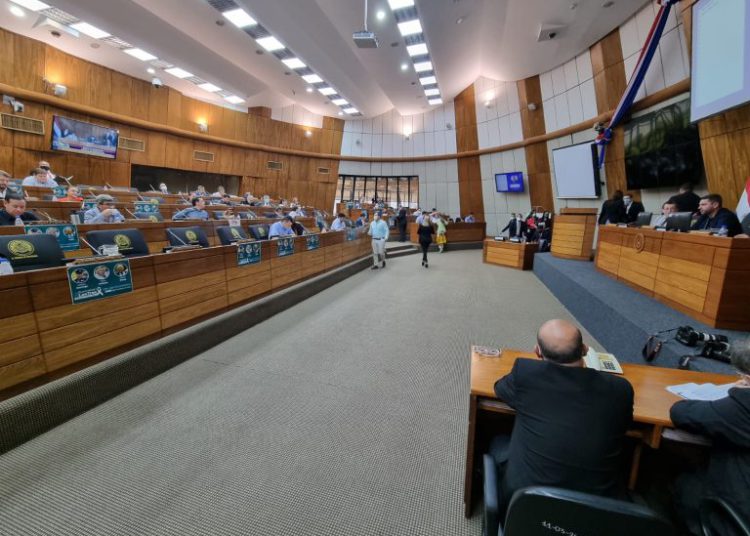 Ontem (24) à noite, a Câmara dos Deputados aprovou o projeto de Lei sancionado hoje pelo presidente. Foto: Agência IP