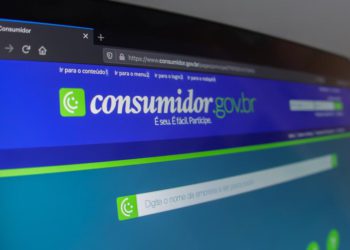 Procon-PR realiza mutirão online de renegociação de dívidas. Foto: Geraldo Bubniak/AEN