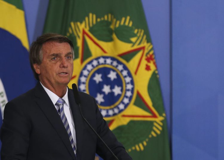 O presidente da República, Jair Messias Bolsonaro, participa da solenidade de lançamento do Plano Nacional de Fertilizantes, no Palácio do Planalto. Foto: José Cruz/ Agência Brasil