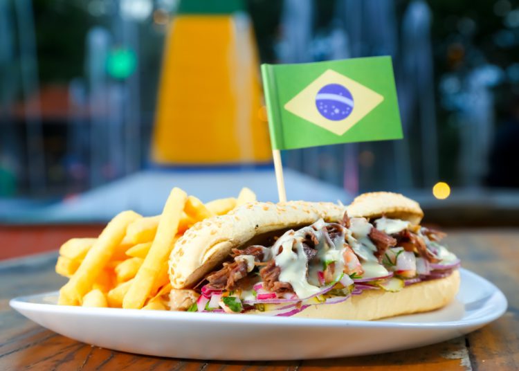 Gastronomia no Marco das Três Fronteiras. Foto: Nilton Rolin/Divulgação