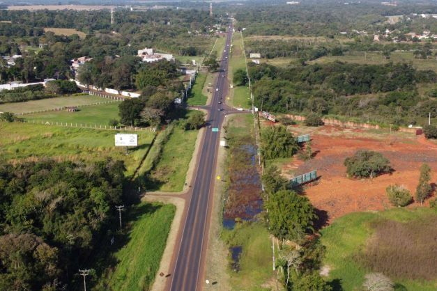 Obras de duplicação da Avenida das Cataratas estão empacadas.
Foto: Ari Dias/AEN