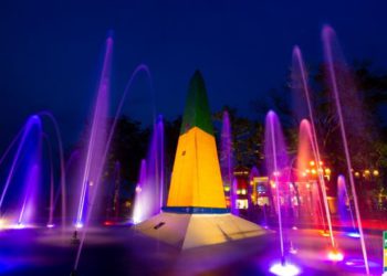 Marco das Três Fronteiras, uma das atrações turísticas mais visitadas em Foz do Iguaçu. Foto: Divulgação