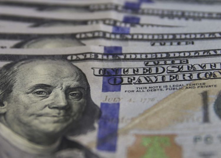 dólar dinheiro