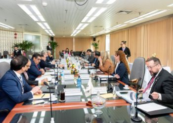 Reunião desta terça-feira (09) que definiu a nova tarifa da usina de Itaipu. Foto: Rafael Kondlatsch/Itaipu Binacional