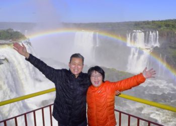 Visitantes nas Cataratas do Iguaçu. Foto: Alexandre Soto #FotoEquipeCataratas