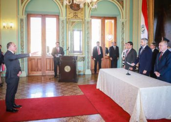 dgar Taboada prestou juramento perante o Presidente da República e outras autoridades. Foto: Agência IP/Divulgação
