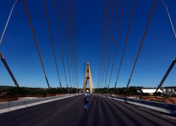 Nova ponte Brasil-Paraguai, em Foz do Iguaçu, pronta para serinagurada.
Fotos: Albari Rosa/AEN