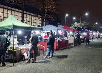 Feira nas noites de sábado na Vila A. Foto: PMFI/Divulgação