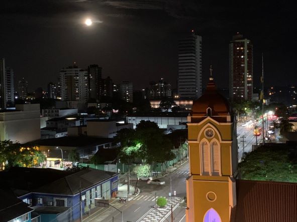 Noite de lula cheia em Foz do Iguaçu. Foto: Elias Dandolini
