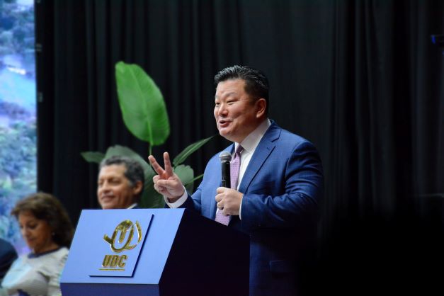 Doutor Ryung Suh. Foto: UDC/Divulgação