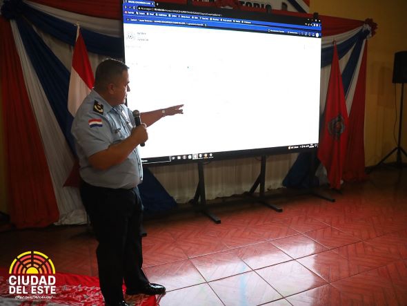 O chefe de gabinete da Prefeitura de Ciudad del Este, Hugo Benítez, anunciou ontem a compra de câmeras de segurança. Foto: divulgação