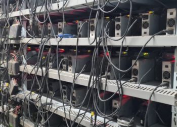 Máquinas de garimpar criptomoedas. Foto ilustrativa: Ande/Divulgação