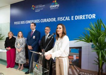 Posse da nova diretoria. Foto: divulgação